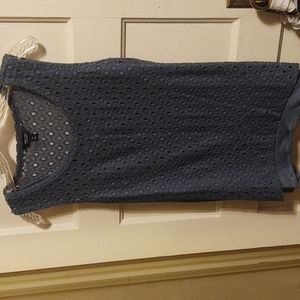 M - Vera Wang sleeveless blouse